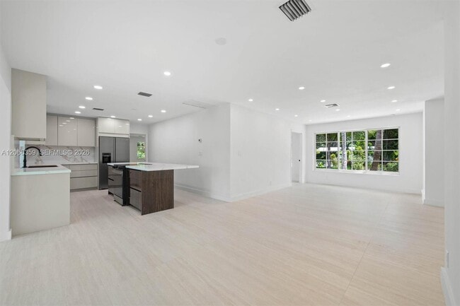 Photo - 11770 Griffing Blvd