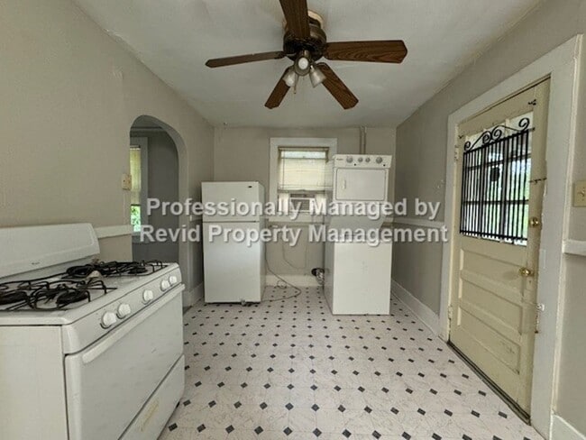 Photo - 2 Bed 1 Bath in Midtown! Unit 2187 # 201