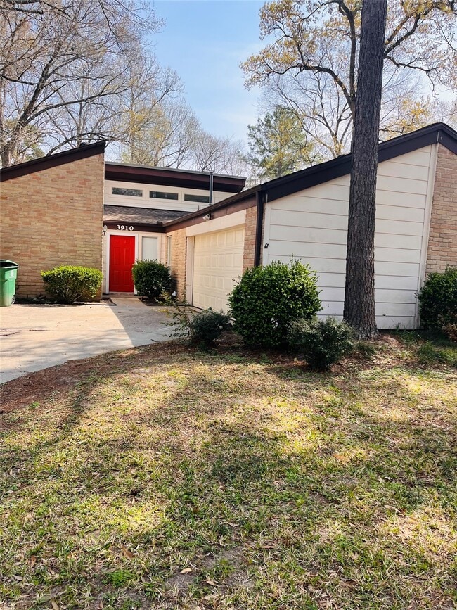 Photo - 3910 Hidden Glen Dr