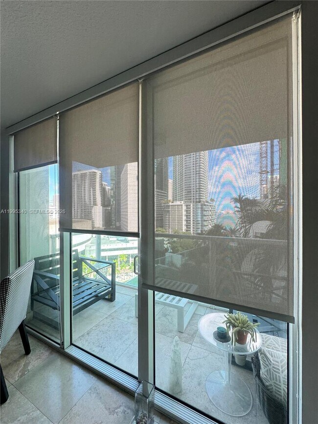Photo - 31 SE 5th St Unidad 1402