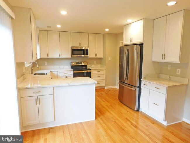 Photo - 10315 Cherry View Ct