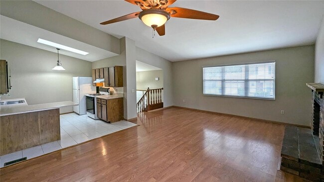 Photo - 332 Spencer Pl