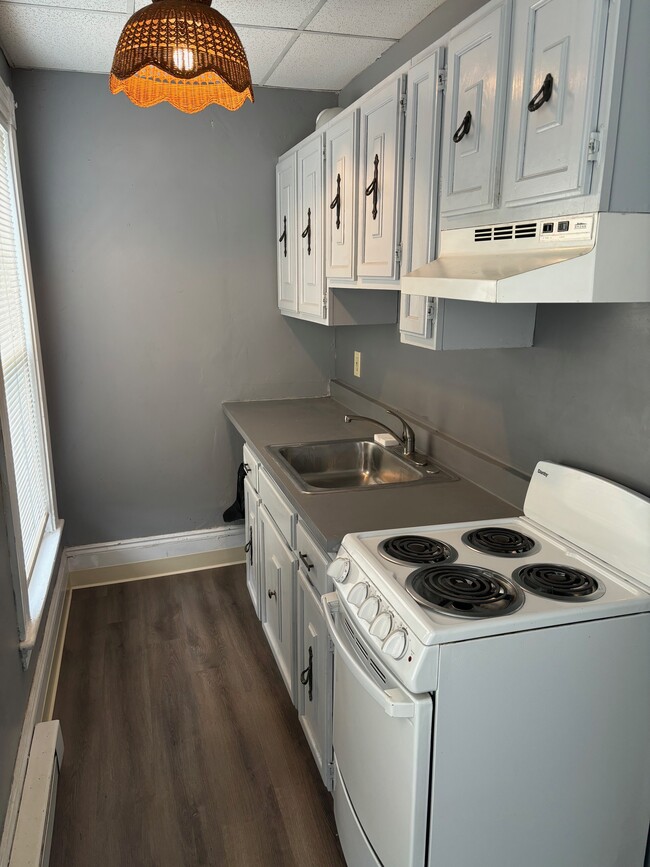 Building Photo - 51 Dartmouth St Unit #3