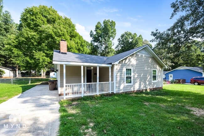 Building Photo - 6208 Stoneyridge Dr