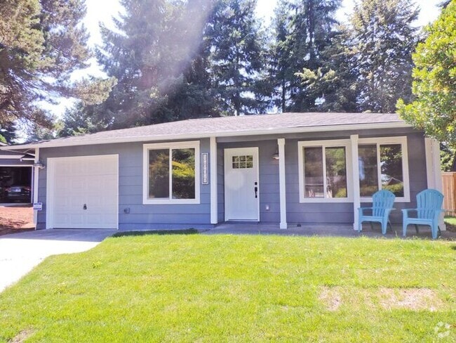 Building Photo - Immaculate N Tacoma 3bdr 2bath with full s... Rental
