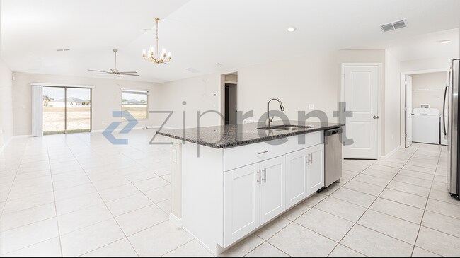 Photo - 5721 SW 92nd Pl