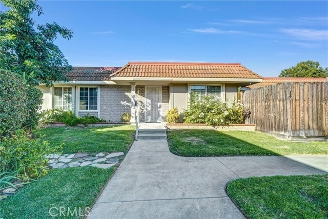 Building Photo - 23425 El Reposa