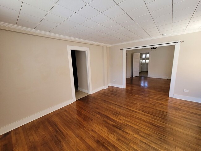 Photo - 2112KFRONT Unit 2116KDOWN-1