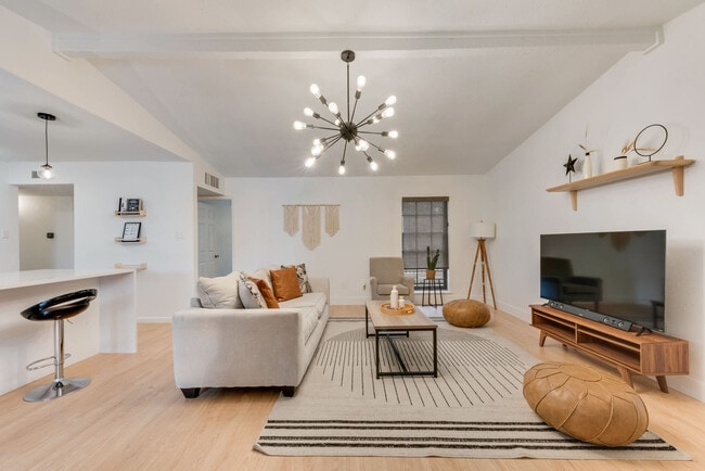 Photo - 9230 Millwood Dr Unidad ID1056403P