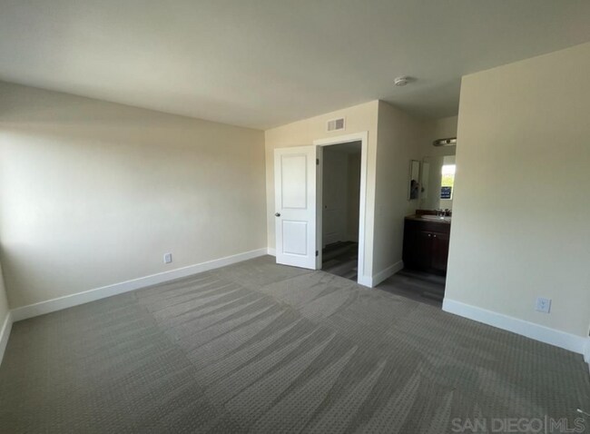 Photo - 475 N Midway Dr Unit 233