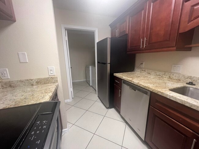 Building Photo - 2315 N Congress Ave Unit 18 Rental