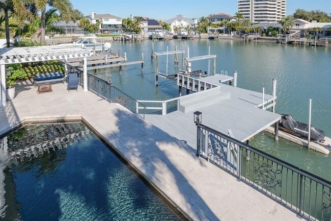 Photo - 5949 Seabird Dr S