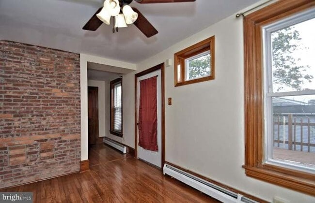 Photo - 153 2nd Ave