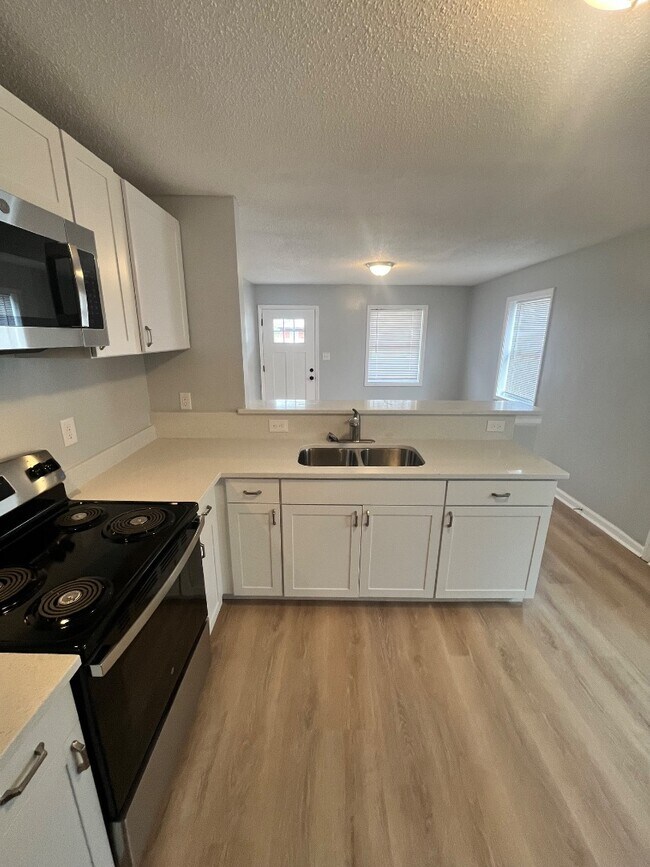 Photo - 2601 Dundeen St