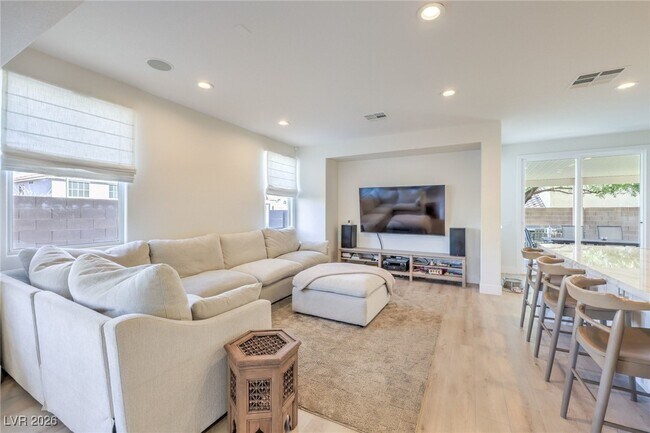 Photo - 5404 Avent Ferry St