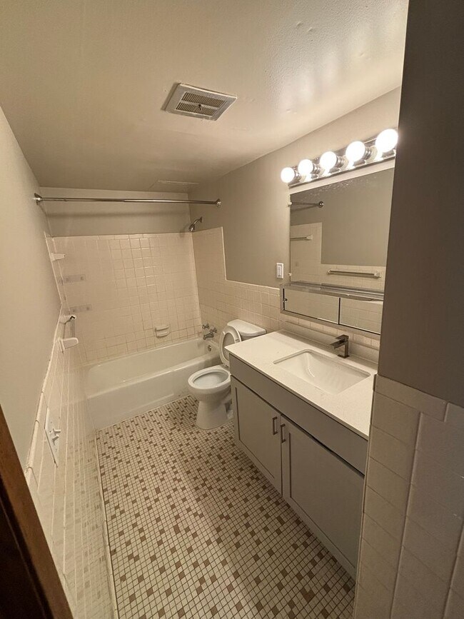 Photo - Live at The Oaks of West Saint Paul | Spacious & Comfortable Living