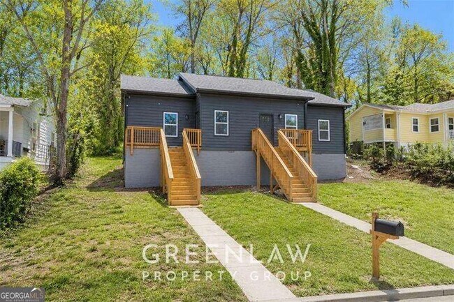 Photo - 1226 Byewood Ln SW