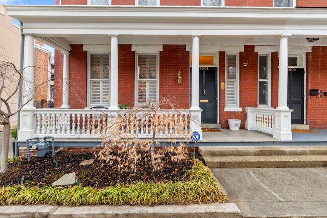 Photo - Beautiful 3 Bedroom Corner Lot on West Ave! ***Available 08/10/2026***