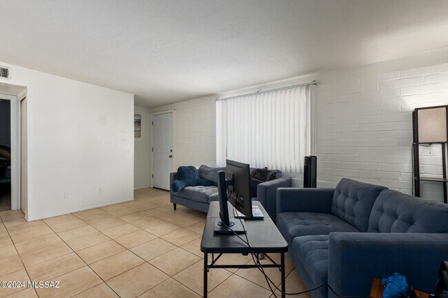 Photo - 7455 E Desert Spring Dr