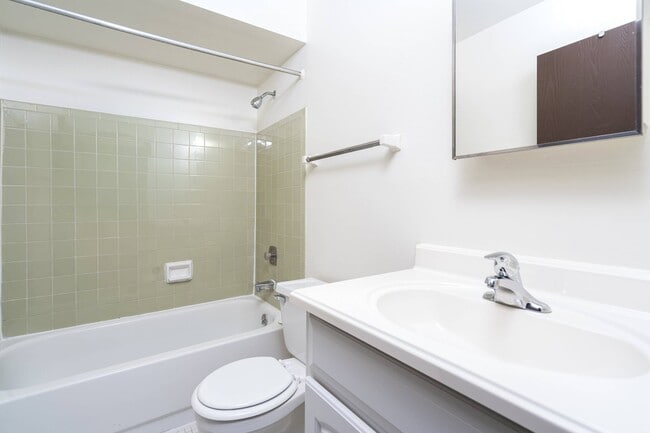 Classic Studio Bathroom