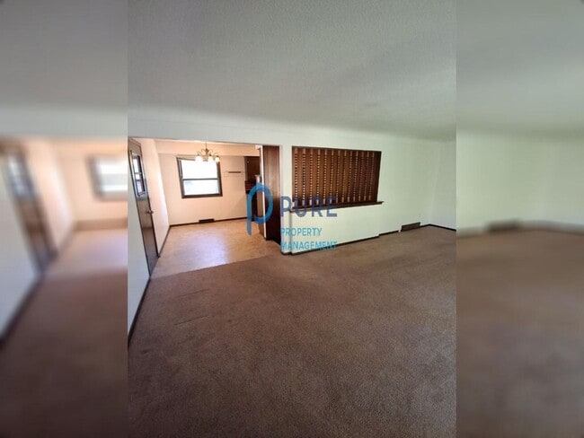 Photo - Beautiful Burnsville 3 Bedroom / 2 Bath Ho...