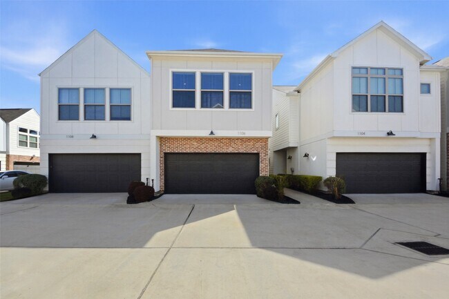 Photo - 1106 Yellow Pl