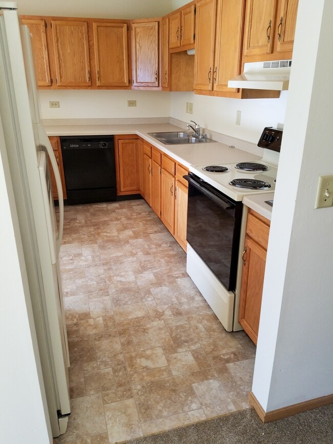 Photo - 5212 Paulson Rd