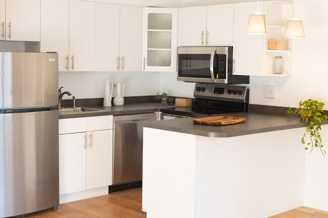 Photo - 3100 N Lake Shore Dr Unit 1103