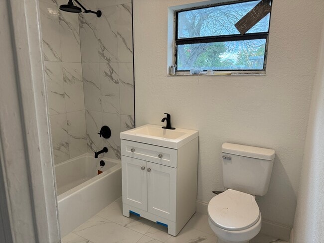 Photo - 2960 NW 187th St