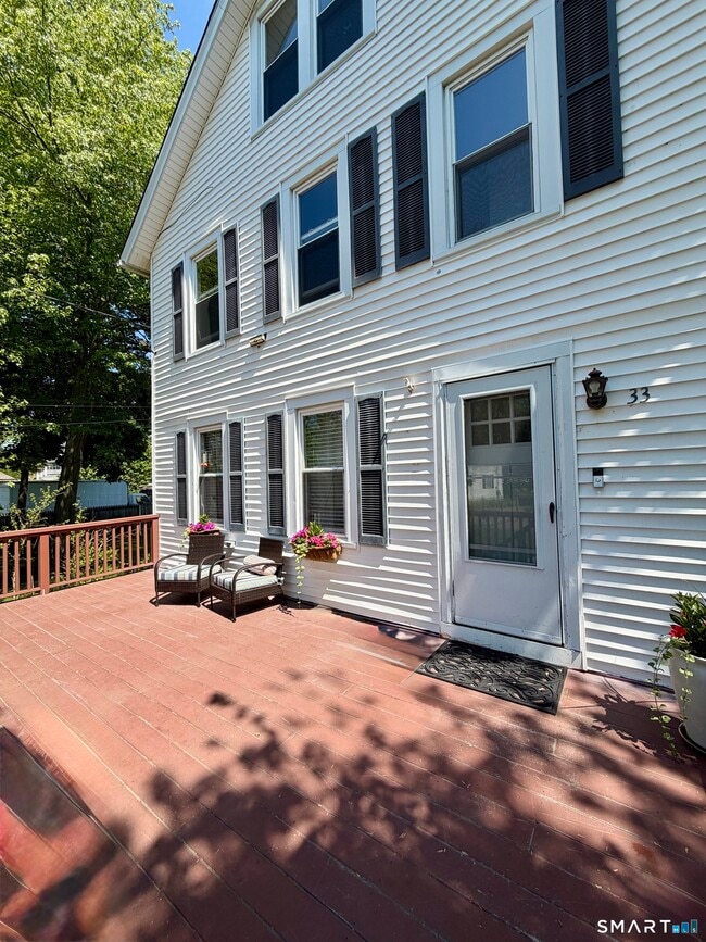Photo - 33 MacIntosh Rd
