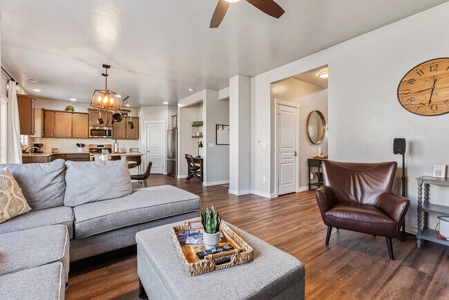 262 N Falling Water Ave Unit SI ID1638219P