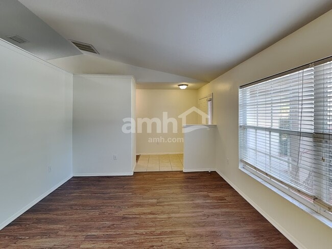 Photo - 3118 37th Ter E