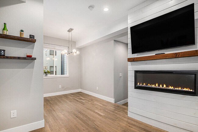 Photo - 1 Bed 1.5 Bath Townhome in West Highland Available!