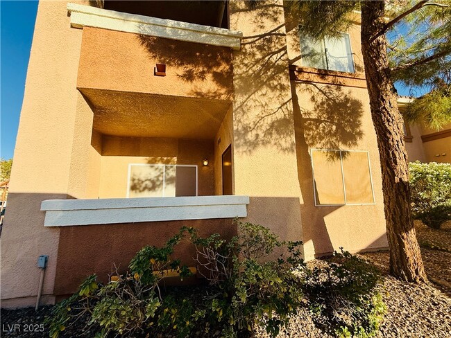 Photo - 1050 E Cactus Ave Unit 2038