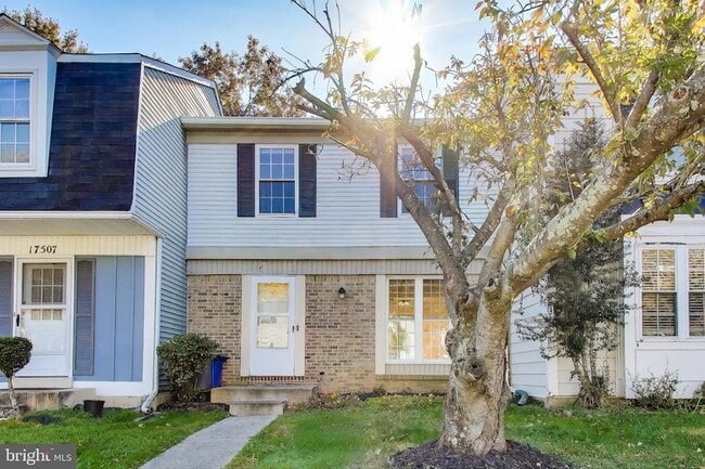 Photo - 17505 Longview Ln