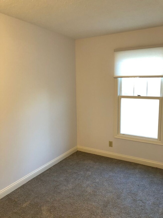 Photo - 3 Bedroom 2 Bath Townhome Available Now!