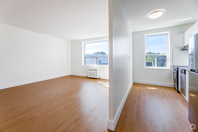 Bachelor - 387SF - Kitchen/Living Room - The Latimer Apartments