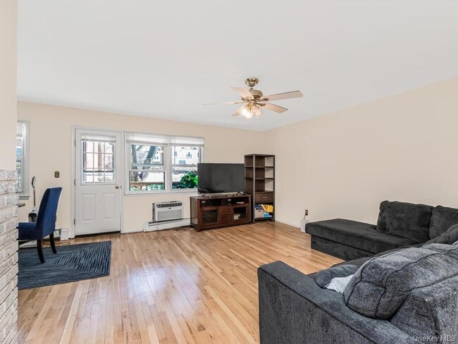 Photo - 380 N Broadway Unit C4