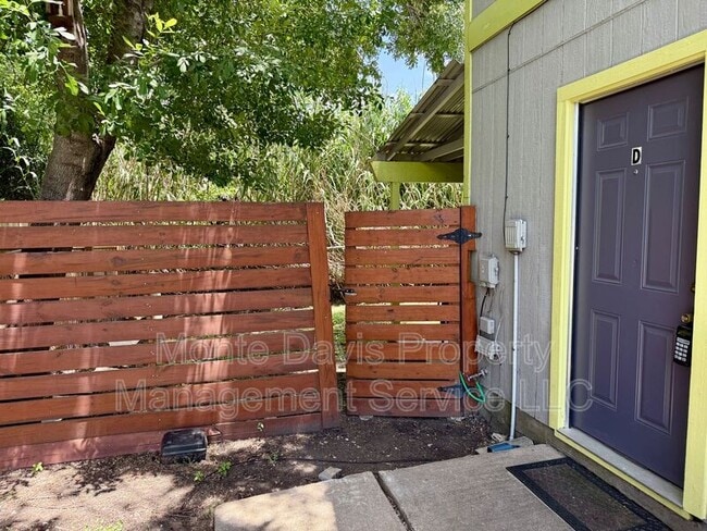 Photo - 1203 Southport Dr Unit D