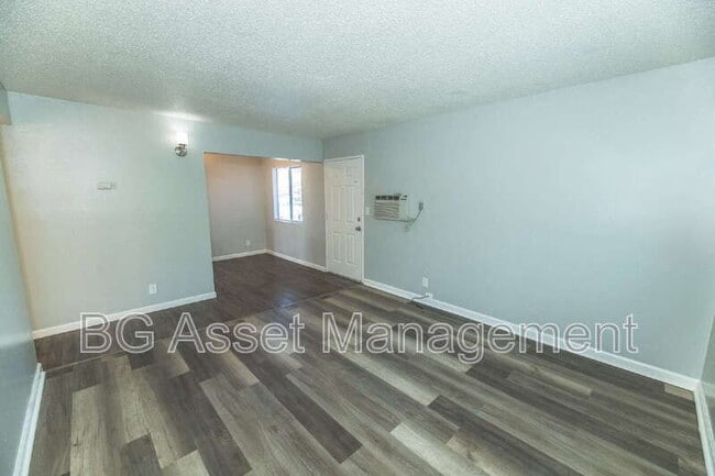 Photo - 1922 Ethan Way Unit 35
