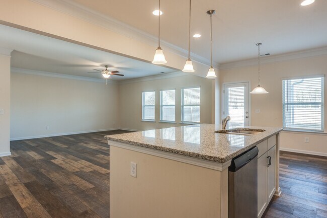 Photo - 5317 Burrus Ln