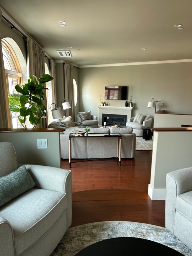 Photo - 126 Church St Unit 2 SOUTH