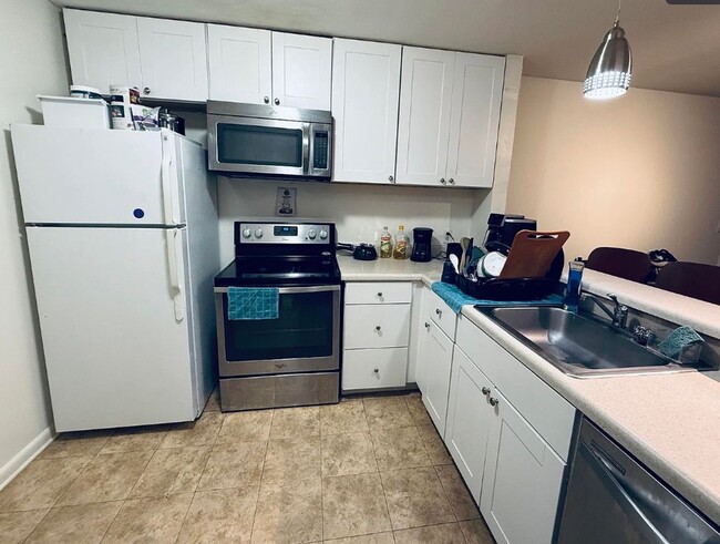 Photo - 1213 University Terrace Unit Apt C University Terrace