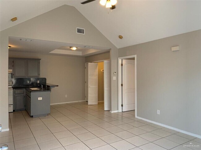 Photo - 10 W Ringold Cir Unit 4