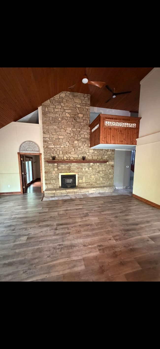 2709 Grandma Barnes Rd