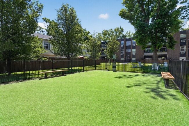 Enjoy green spaces and serene surroundings at Eagle Rock Apartments and Townhomes at Brighton. Our lush lawns offer the perfect setting for relaxation and outdoor activities. Schedule your tour today and see your new home!