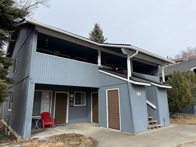 Building Photo - 1 Bed/1 Bath Apartment Across Millers Landing Park - Riverside Ave Unit 82-5