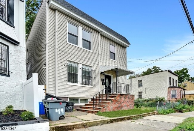 Photo - 49 Tichenor Terrace