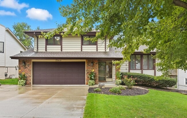Photo - 15315 Westchester Dr