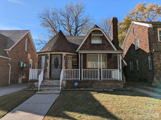 Building Photo - 8623 Cloverlawn Ave Rental